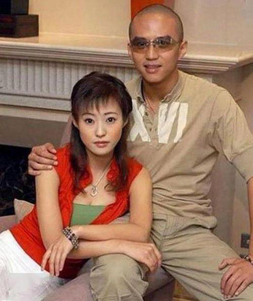 德爱中学爆料事件视频曝光,校园事件真相揭秘
